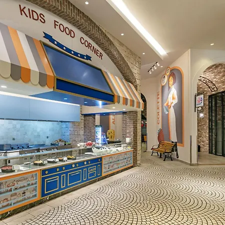 Semesteranläggning (resort) Titanic Deluxe Golf