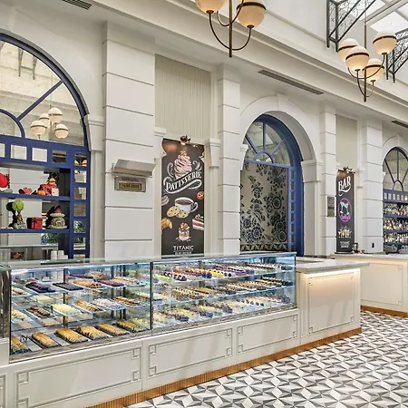 Titanic Deluxe Golf Semesteranläggning (resort) Belek