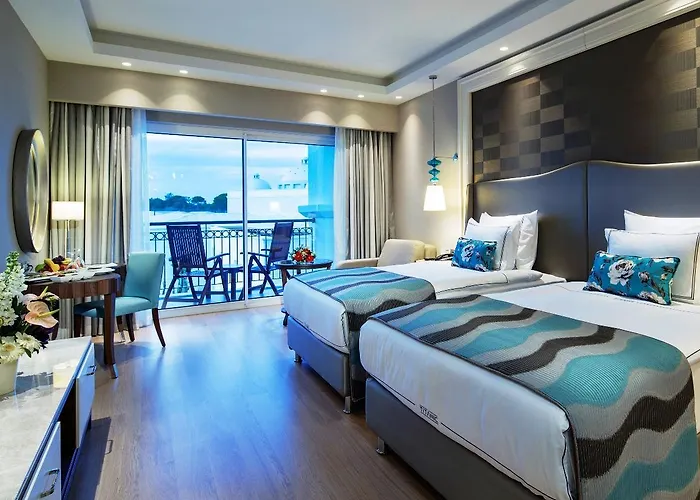 Θέρετρο Titanic Deluxe Golf 5*