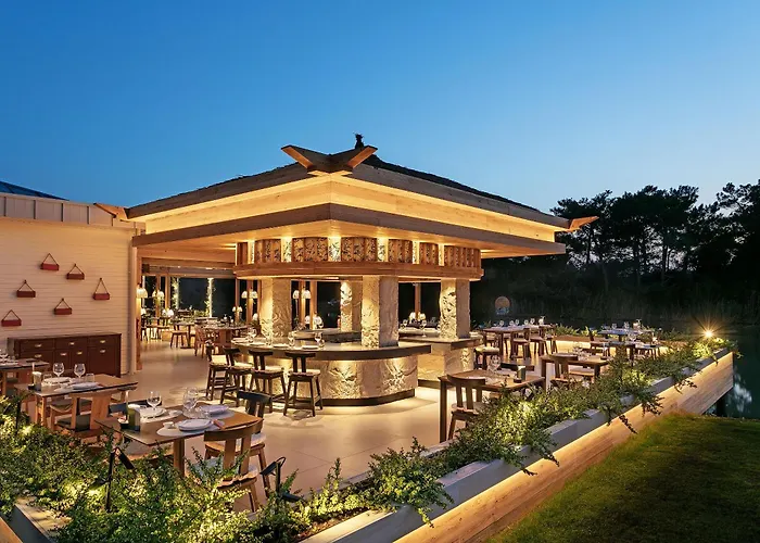 Θέρετρο Titanic Deluxe Golf 5*