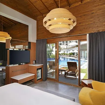 리조트 Titanic Deluxe Golf 베렉