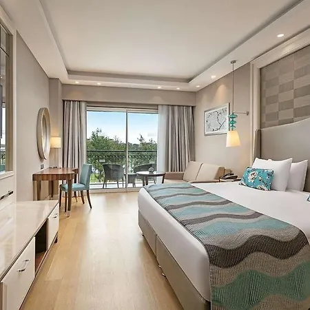 Resort Titanic Deluxe Golf Belek