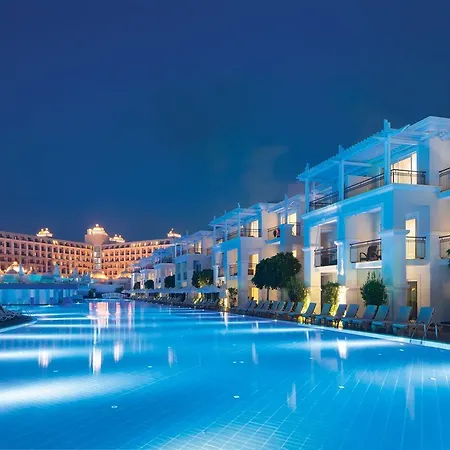 Üdülőközpont Titanic Deluxe Golf
