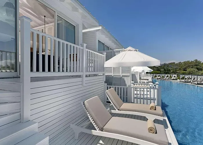 Titanic Deluxe Golf 5* 베렉