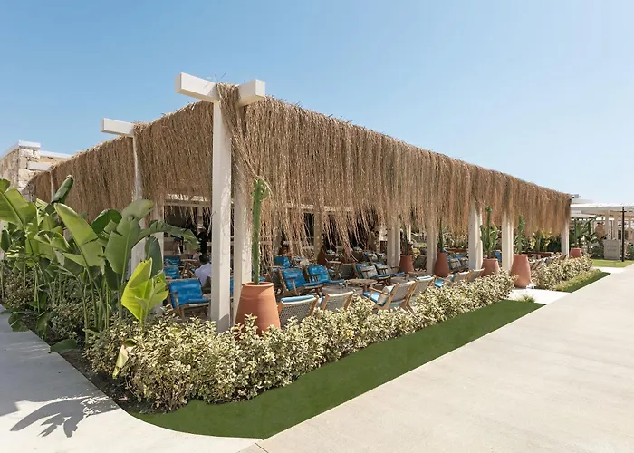 Titanic Deluxe Golf 리조트