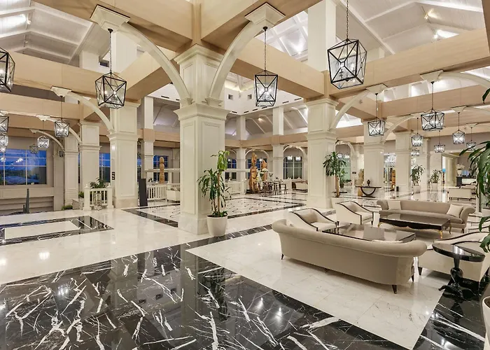 리조트 Titanic Deluxe Golf