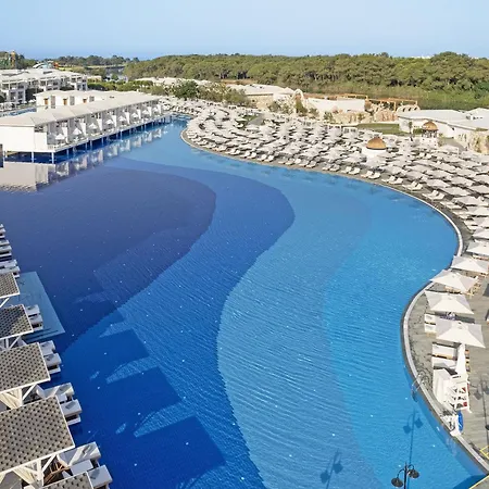 Titanic Deluxe Golf Θέρετρο 5*