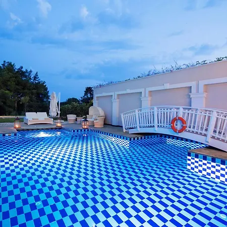 Titanic Deluxe Golf Θέρετρο 5*