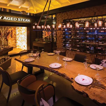 贝莱克泰坦尼克豪华高尔夫酒店 度假村 5*
